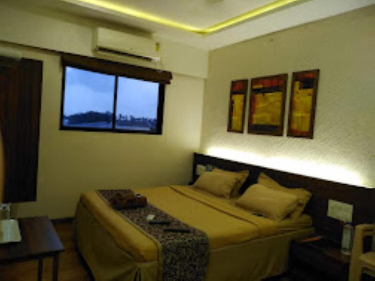 Hotel Maratha Residency,Ratnagiri Exterior photo
